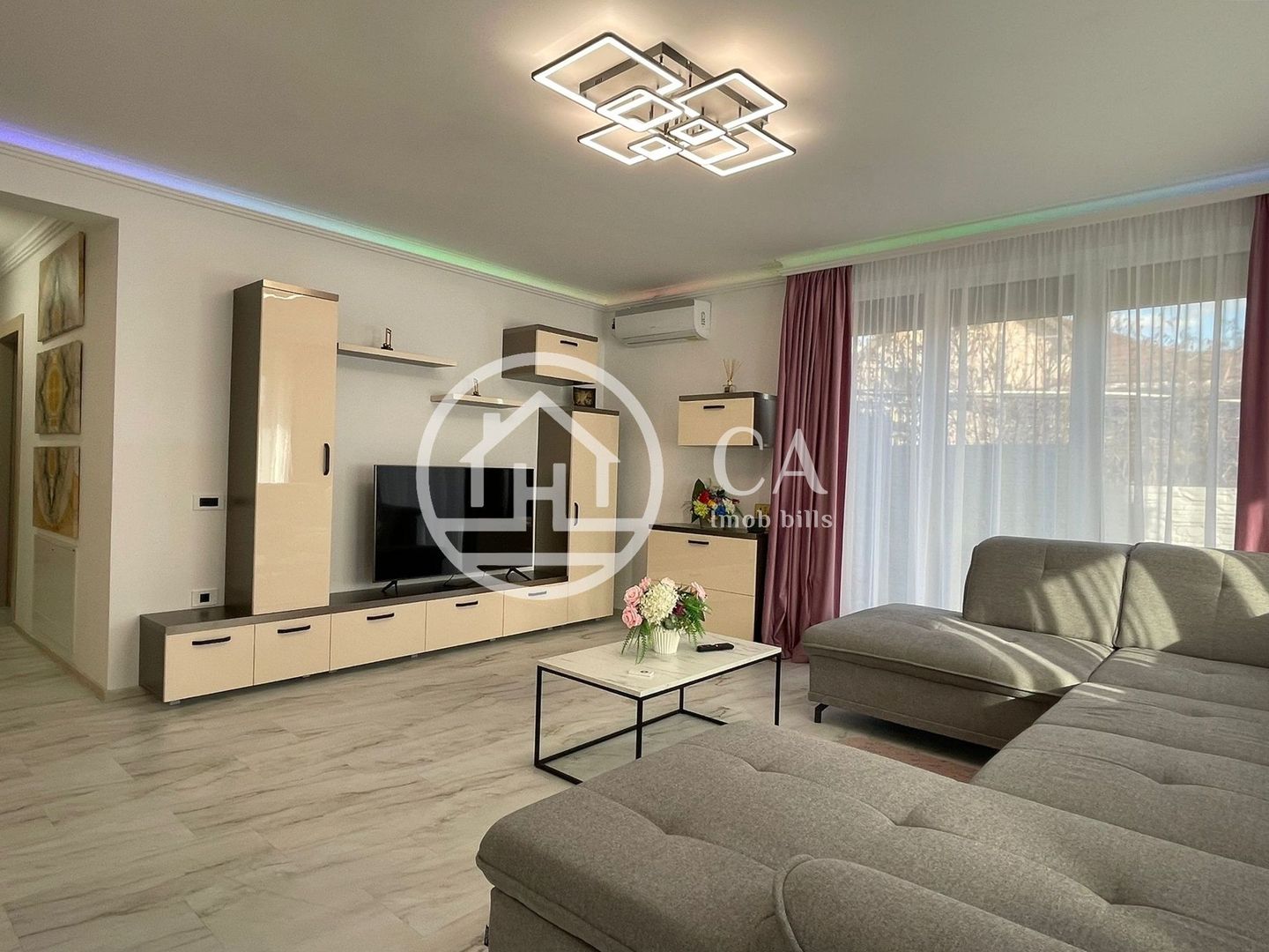 Apartament la casa, de inchiriat cu 4 camere Central, Oradea - Poză 2