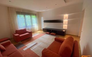 3 camere decomandat lux zona Medicina - CENTRALA PROPRIE - Poză 1