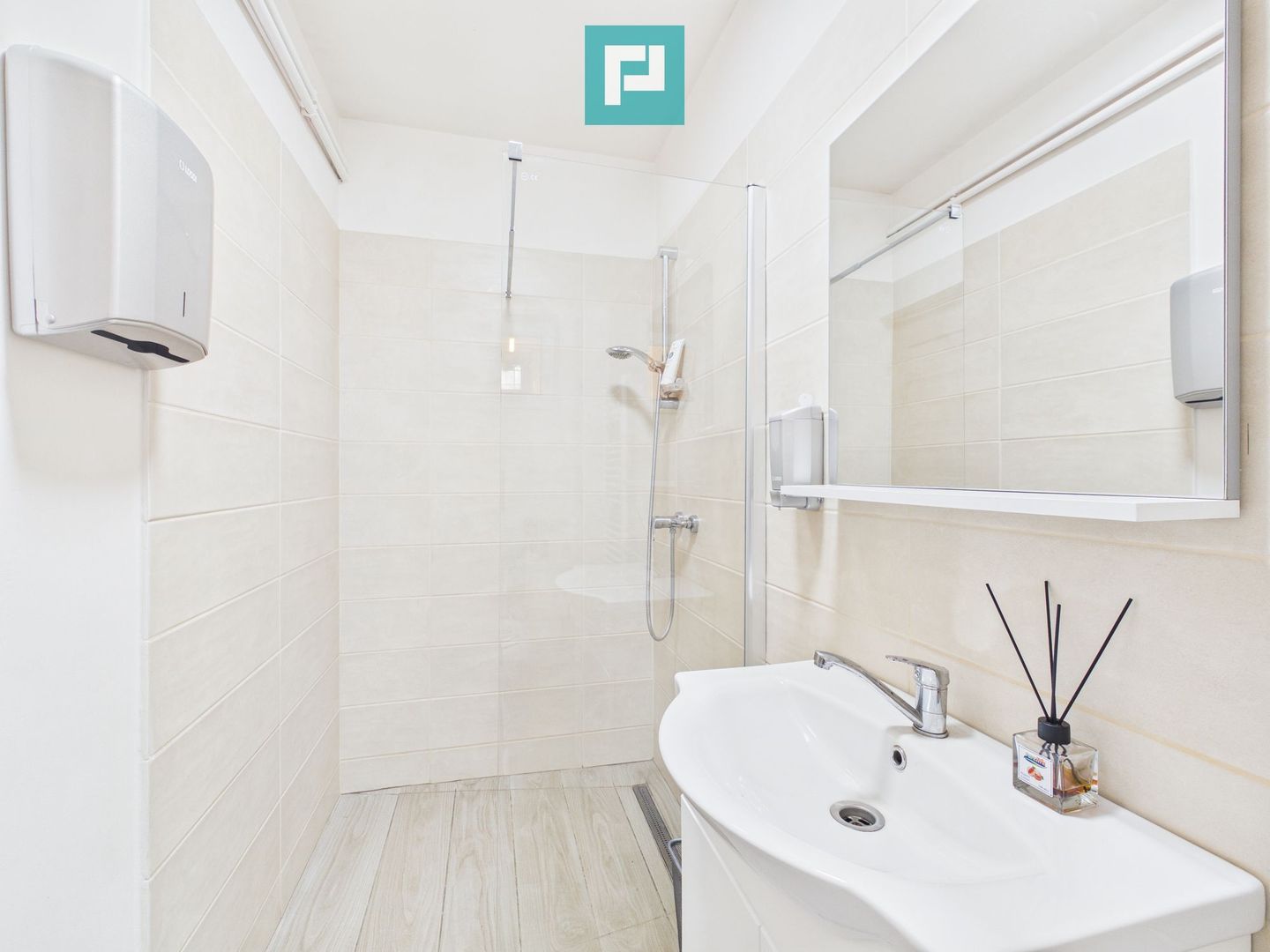 Spațiu Comercial în vilă - Complexul Studențesc - Poză 16