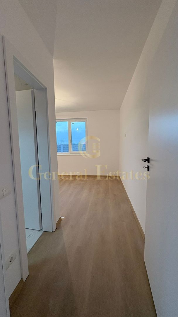 Casă modernă de vânzare în Sânpetru - Poză 12