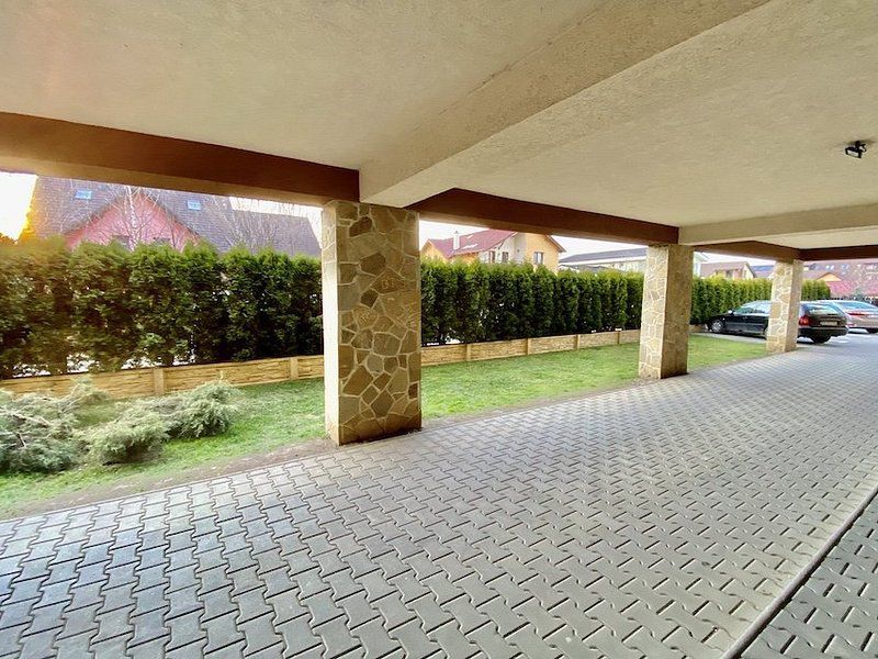 Apartament de inchiriat, zona linistita in cartierul Tractorul. - Poză 30