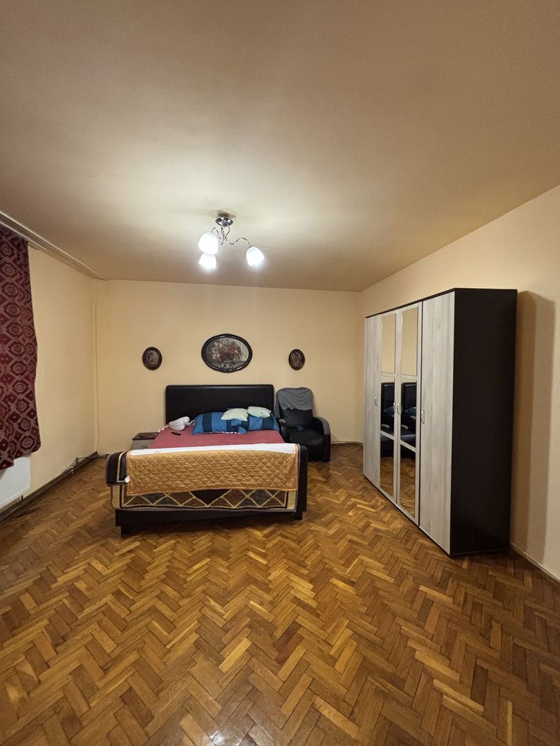 Casa cu teren și grădina zona Bogdanestilor - Poză 22