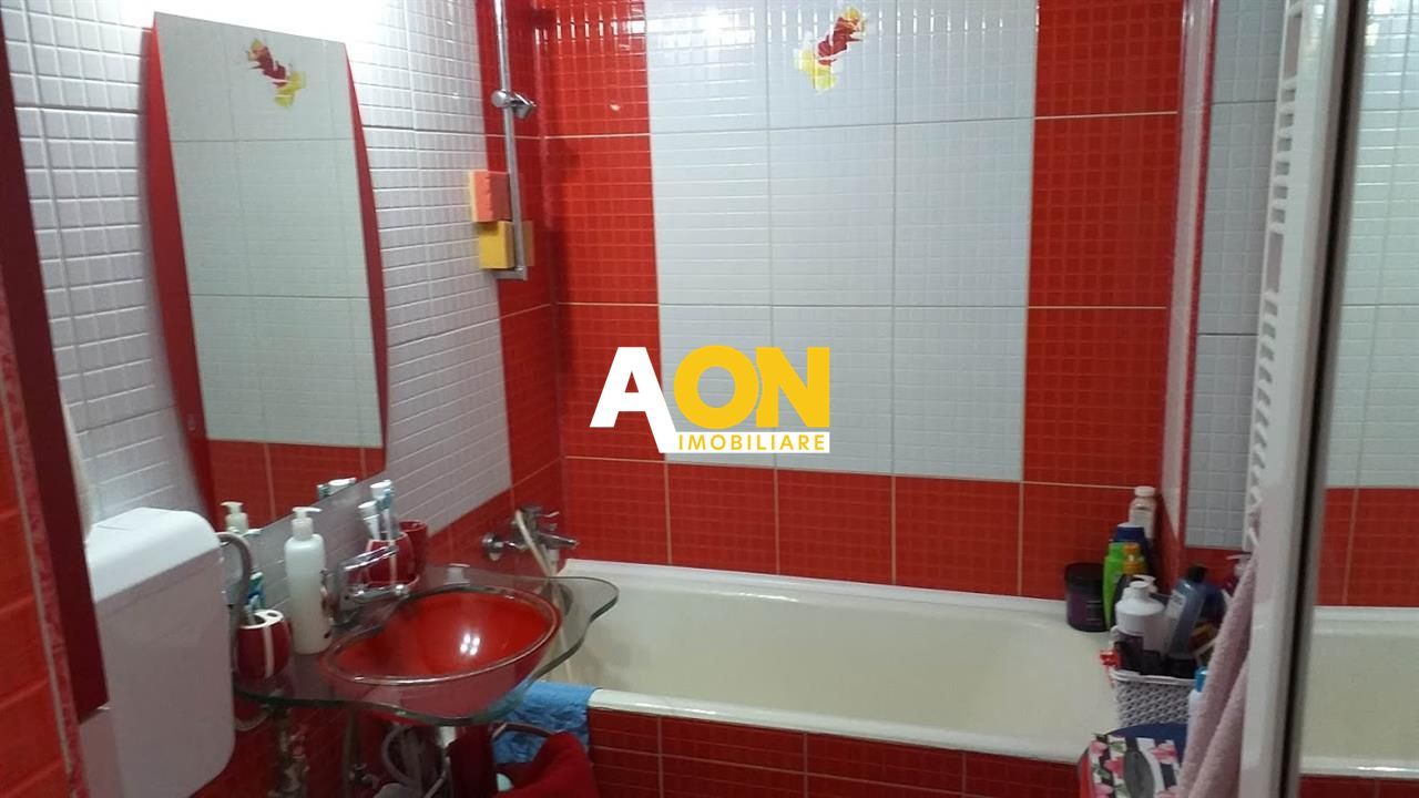 Apartament 4 camere  zona Piata Cetate  multiple imbunatatiri - Poză 11