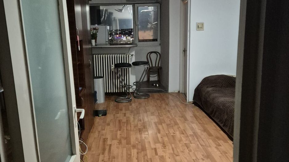 Vanzare Garsonieră decomandată, 29 mp, etaj 9/10 – mobilată, Bd Timisoara - Poză 2