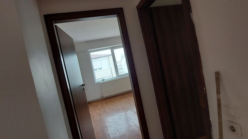 2 camere, bloc nou, General - Poză 1