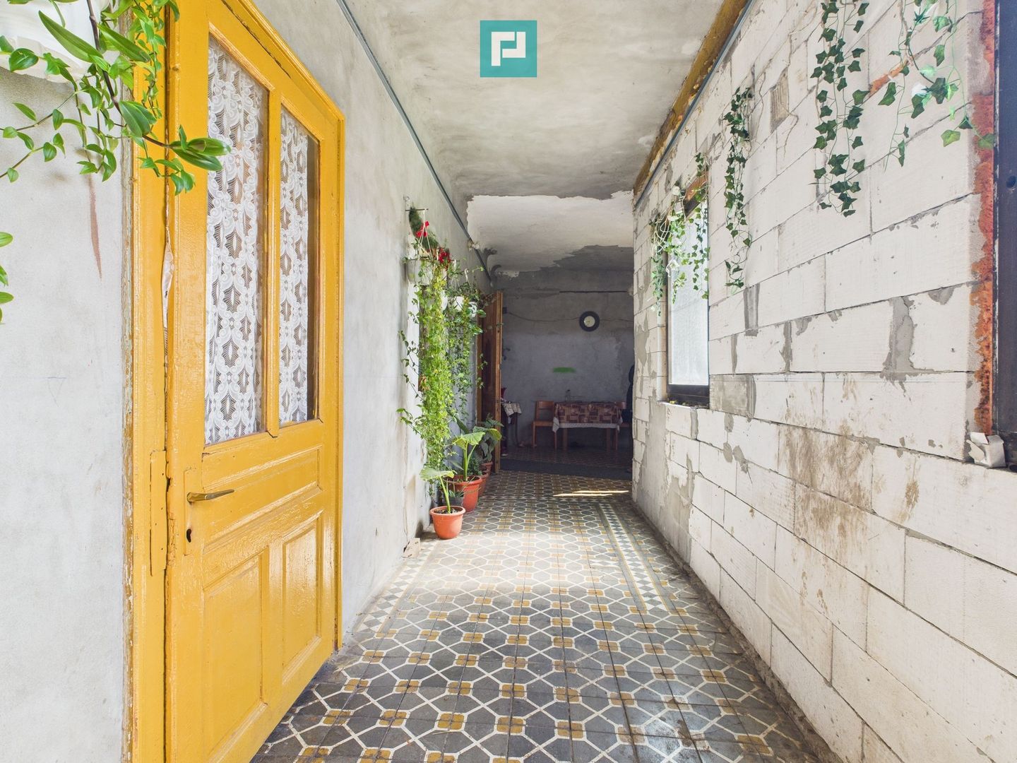 Casă cu Grădină Mare la 30 km de Timișoara - Poză 17