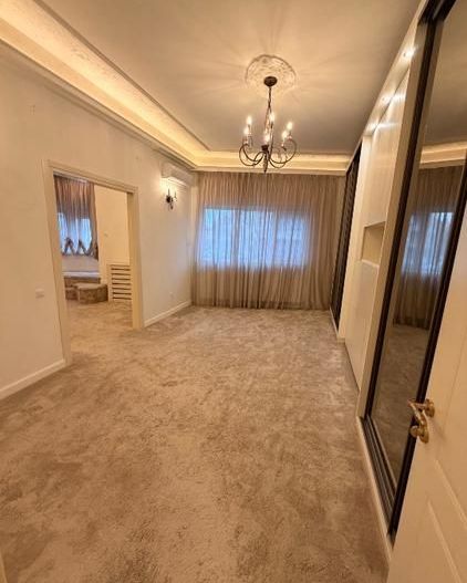 Apartament ultracentral de inchiriat | 4 camere -120 mp | semimobilat - Poză 1