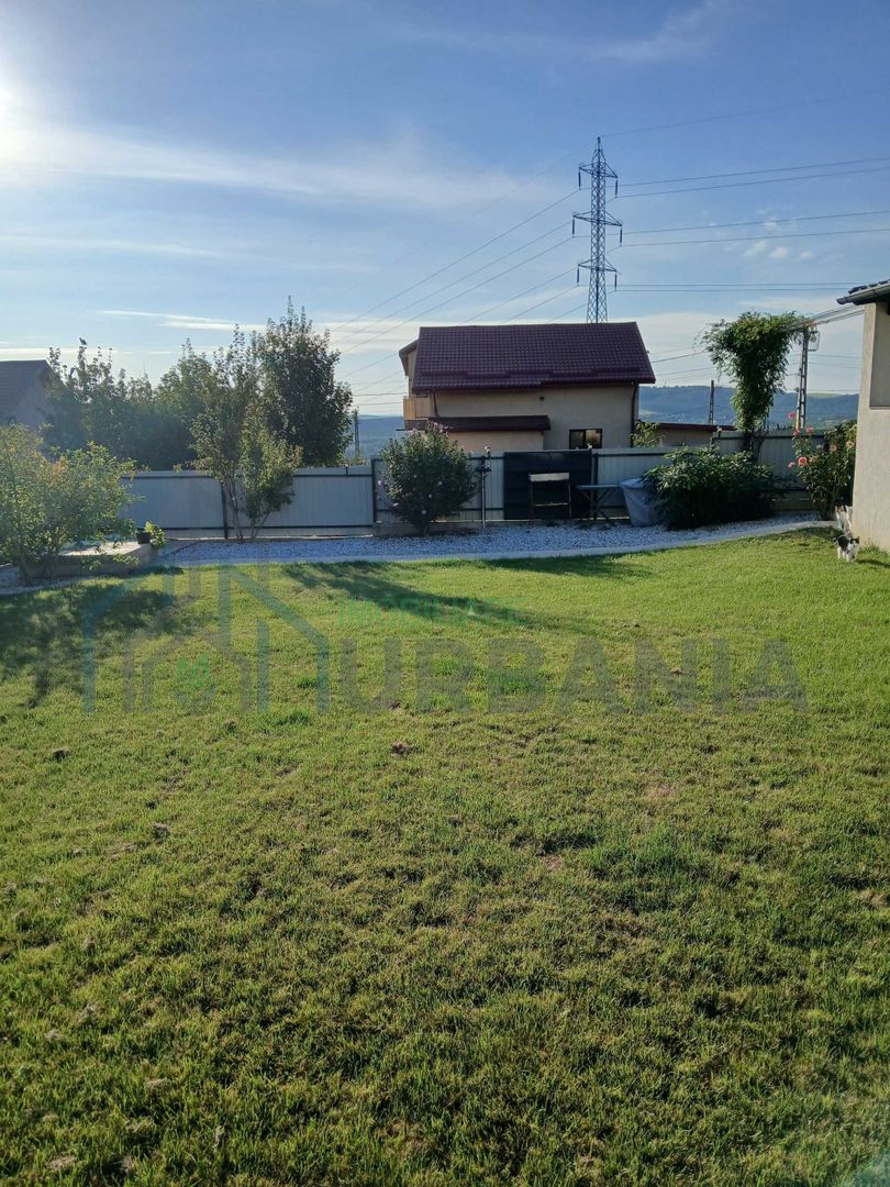 Vând casa plan parter 142mp utili Breazu - Poză 5