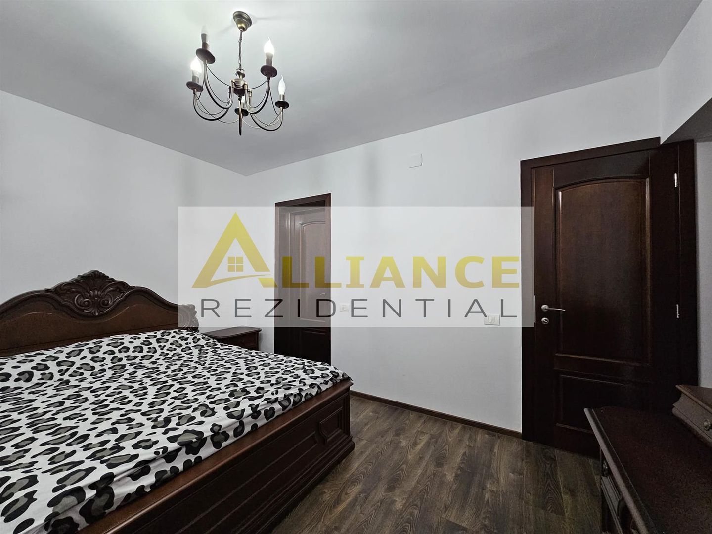 Popesti Casa Individuala P+1 4 Camere - 3 Bai Curte 560 mp - Poză 25