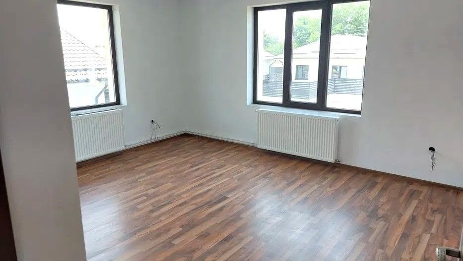 Casa cu 5 camere | Spatii generoase | Buftea - Poză 5