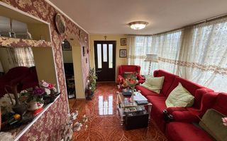 Casă corp C1 84mp + casă corp C2 51mp+garaj+ grădină și teren 889mp - Poză 2