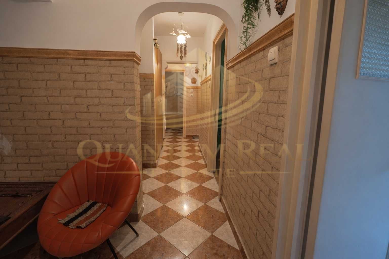 Vanzare Apartament 3 camere, Bd. Alexandru Obregia bloc din 1979 - Poză 2