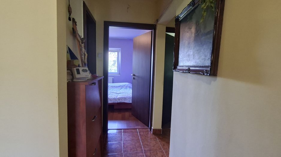 Apartament decomandat 3 camere - zona Torontalului - Poză 16