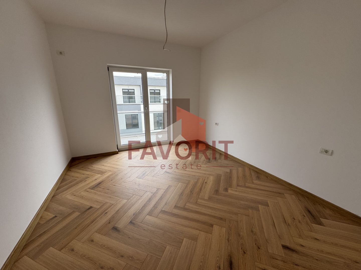 Penthouse cu terasa 70mp si 2 locuri de parcare in zona Torontalului - Poză 4