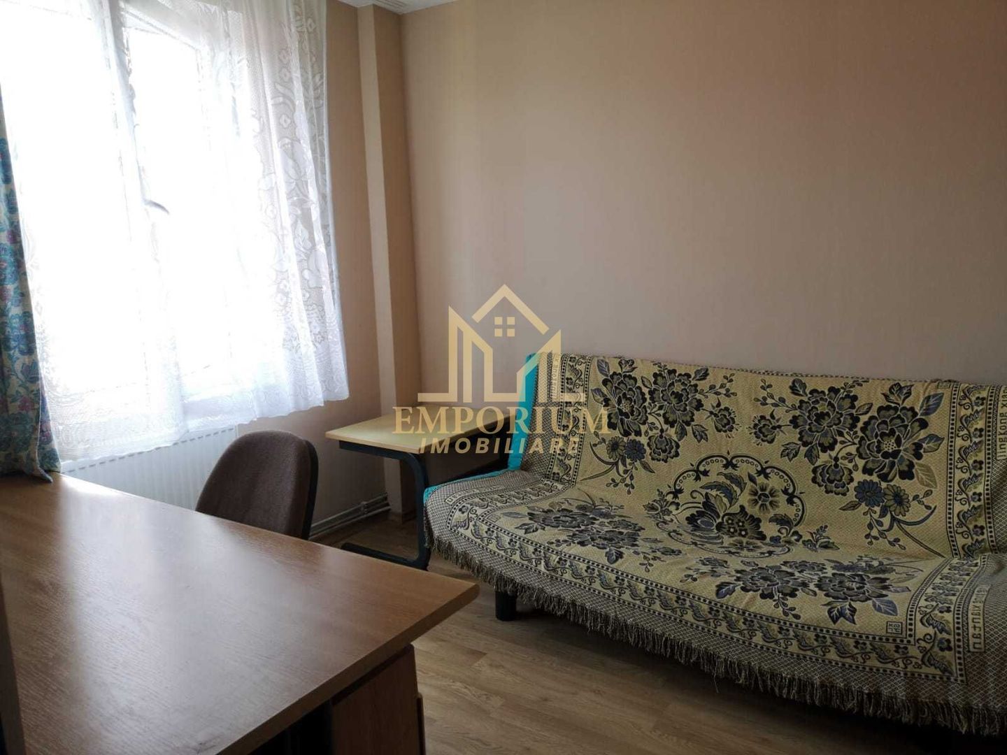 2 camere semidecomandate, Gheorgheni, Piata Hermes - Poză 3