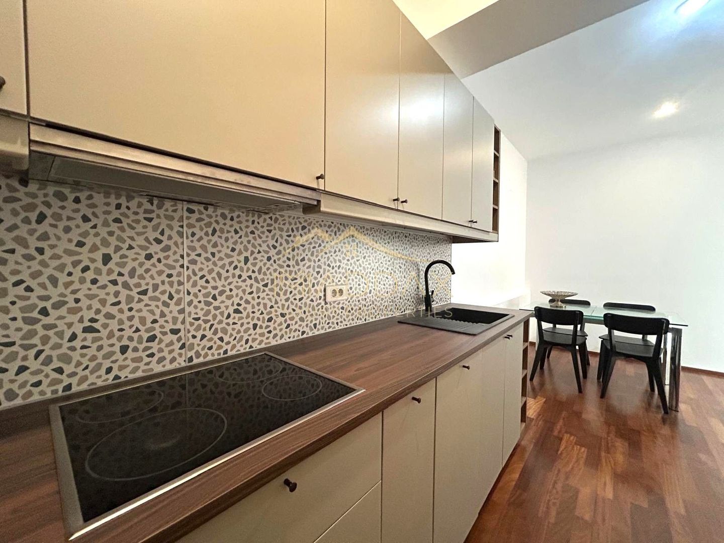 3 camere // 140mp // parcare si boxa // parc Herastrau // cartier Francez - Poză 28