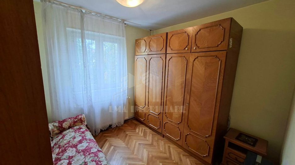 Apartament 3 camere semidecomandat Barbu Lautaru Brasov - Poză 13