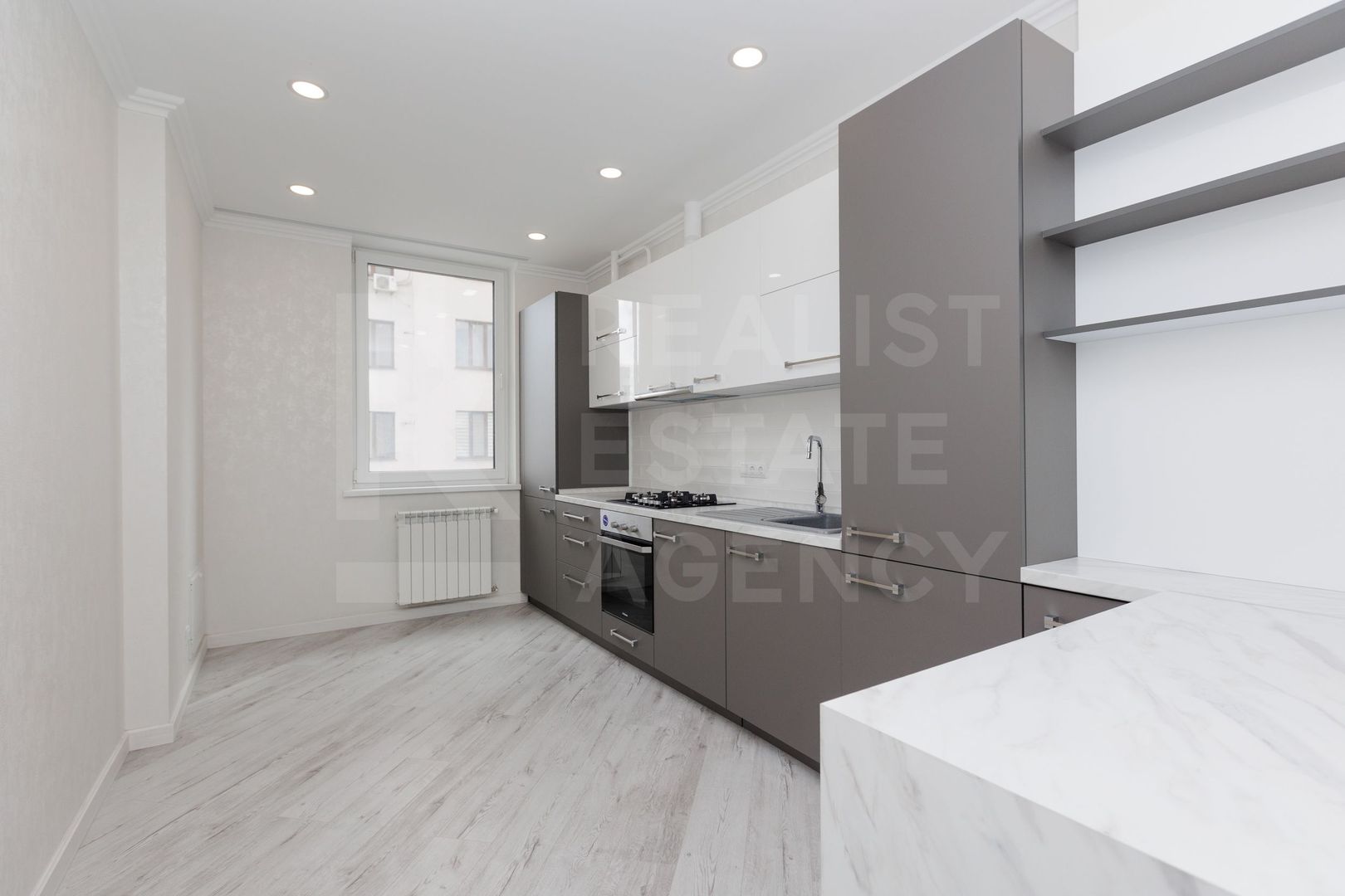 Vânzare, apartament 3 camere, str. Lev Tolstoi, Centru - Poză 8