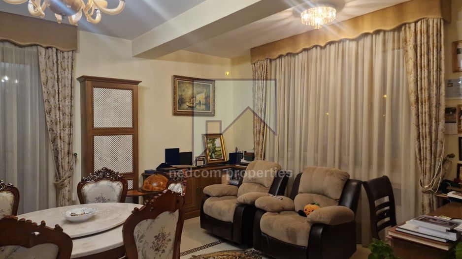 Vanzare Apartament lux de 3 camere in zona Jiului - Poză 12