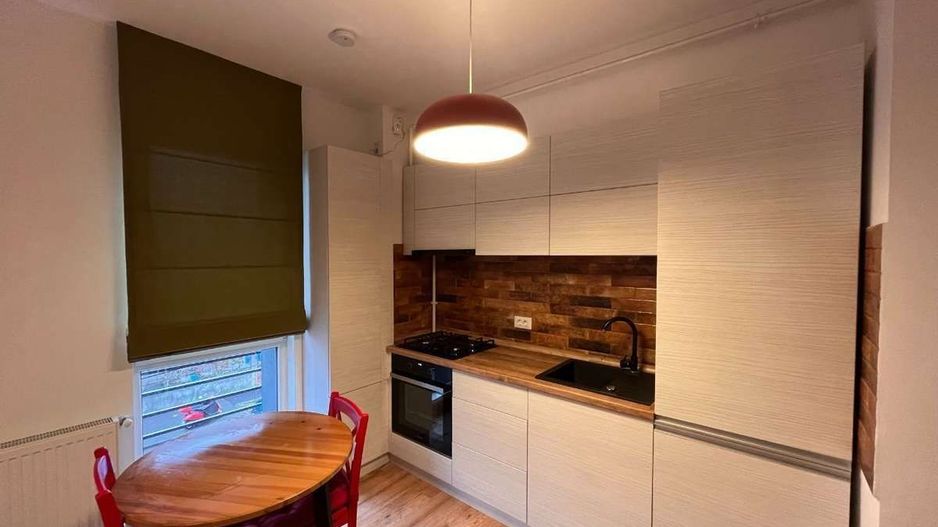 Apartament cu 3 camere decomandat în Domenii - Poză 3