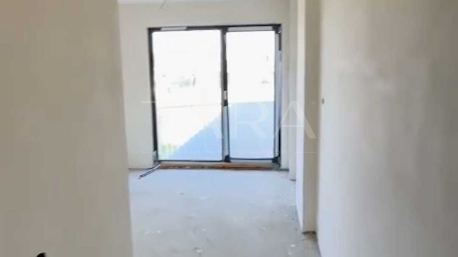 Apartament cu 2 camere, 55 mp, balcon generos și garaj subteran. - Poză 2