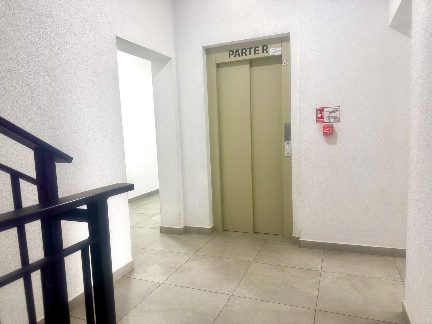 Apartament 2 camere, modern si vibrant, cu parcare, Torontalului - Vox - Poză 16