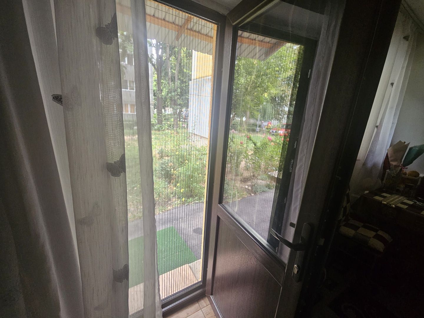 Apartament parter, balcon 13 mp cu ieșire directă – Războieni - Poză 12