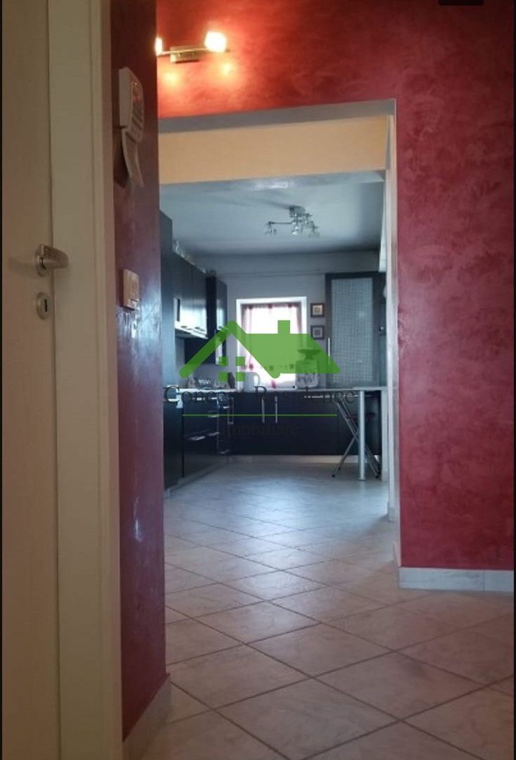 3 camere,72 mp utili, vedere panoramică – merită văzut! - Poză 12