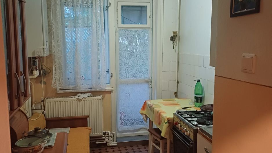De vanzare apartament 2 camere, Ultracentral, 65.000 euro - Poză 2