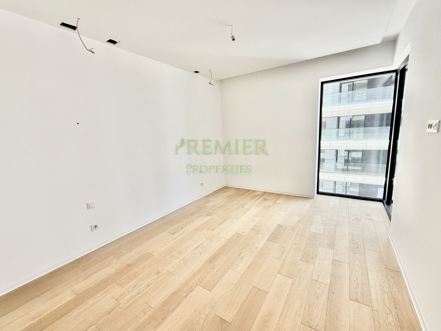 One Lake Club de vanzare 2 camere - Poză 3