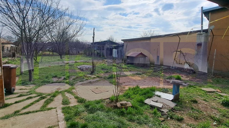 VANZARE CASA 5 CAMERE | TEREN 660 MP | ROSIORI DE VEDE - Poză 4