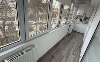 Apartament 3 camere Piata Centrala et 2,renovat toatal - Poză 3