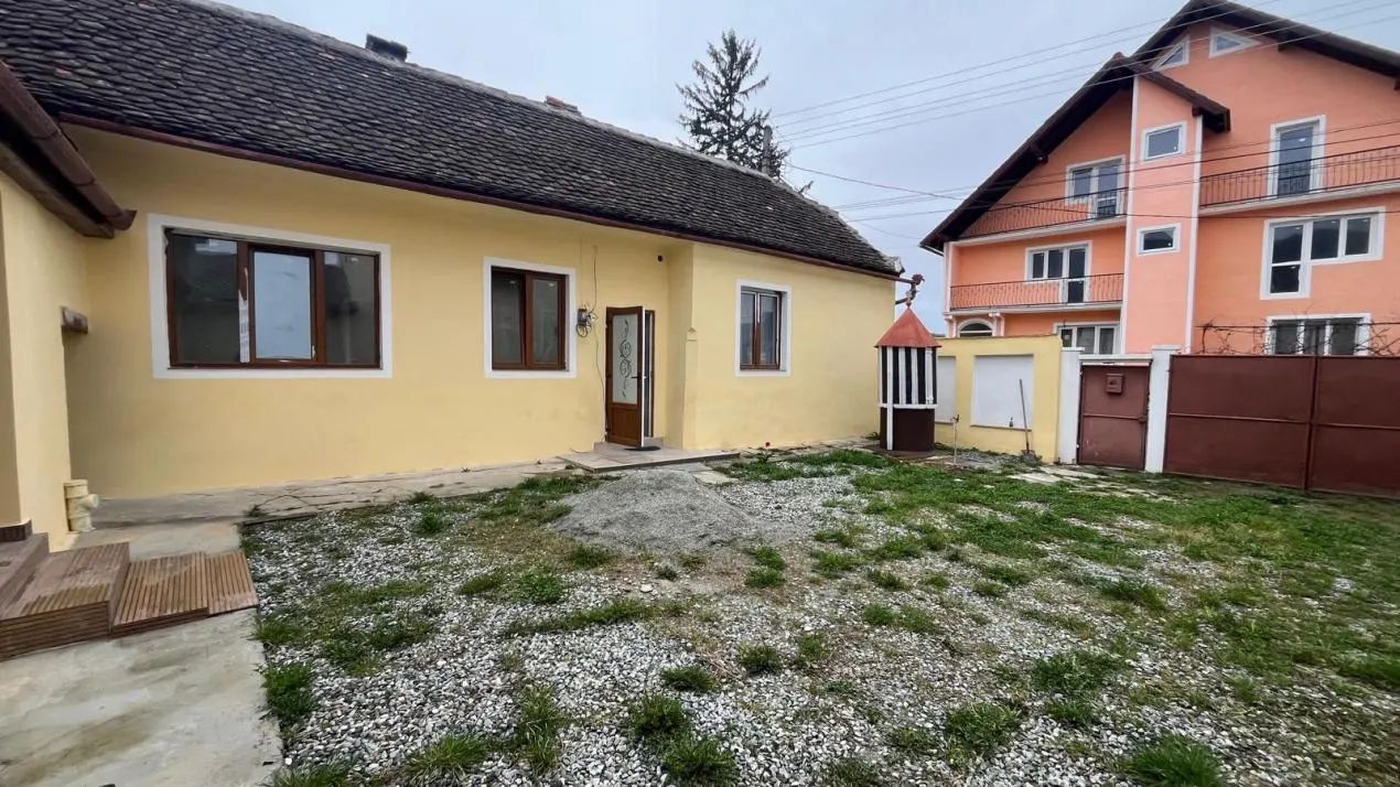 Casă individuală 2 camere Saliste Sibiu - Poză 2