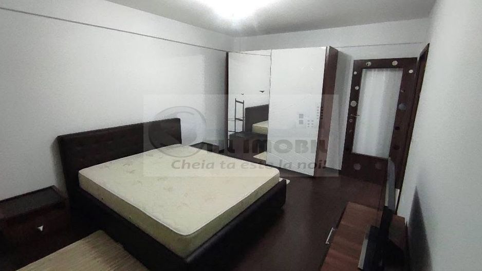Apartament modern cu 2 camere si parcare - zona Nicolina - 400€ - Poză 1