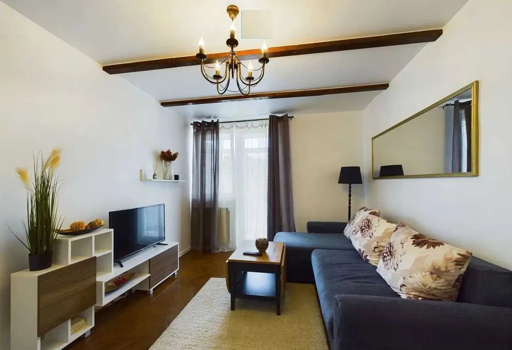 Apartament cochet, doua camere, zona Victoriei-Gara de Nord - Poză 1