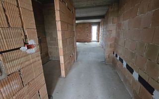 1/2 Duplex Zona Dealul Furcilor 4 Camere, 300mp Teren, 60mp Subsol - Poză 4