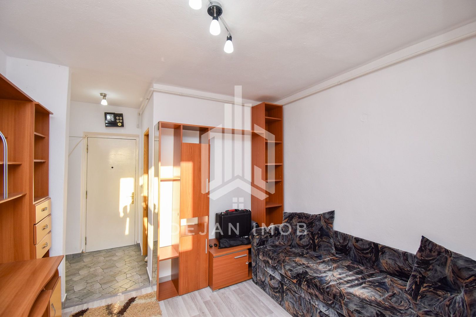 Apartament de vânzare în Sud-Vest, Targu Secuiesc - Poză 2