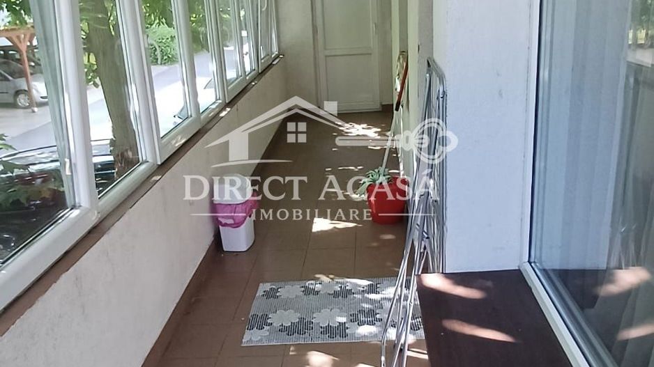 Apartament cu 3 camere de inchiriat-str Suceava-Cartierul Dambu - Poză 7