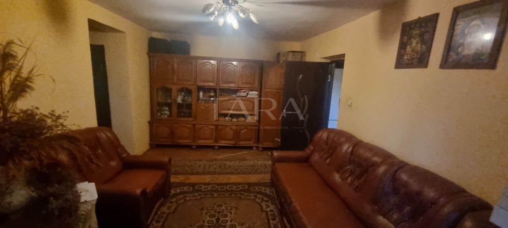 Apartament 3 camere, 66 mp + balcon – Gruia - Poză 2