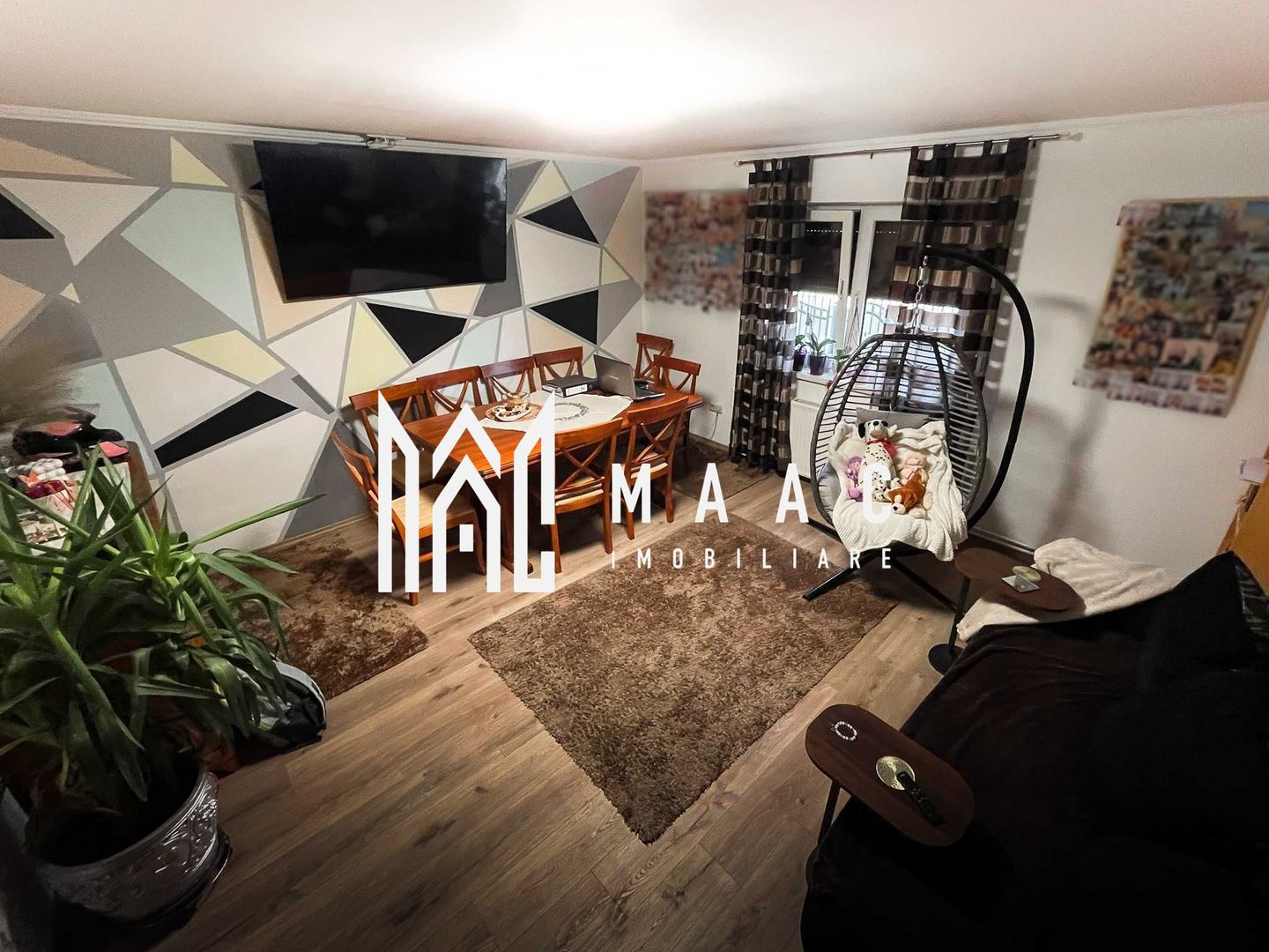 Casă 4 Camere | 200 MPU  | 350 mp Curte |  Lacul lui Binder - Poză 1