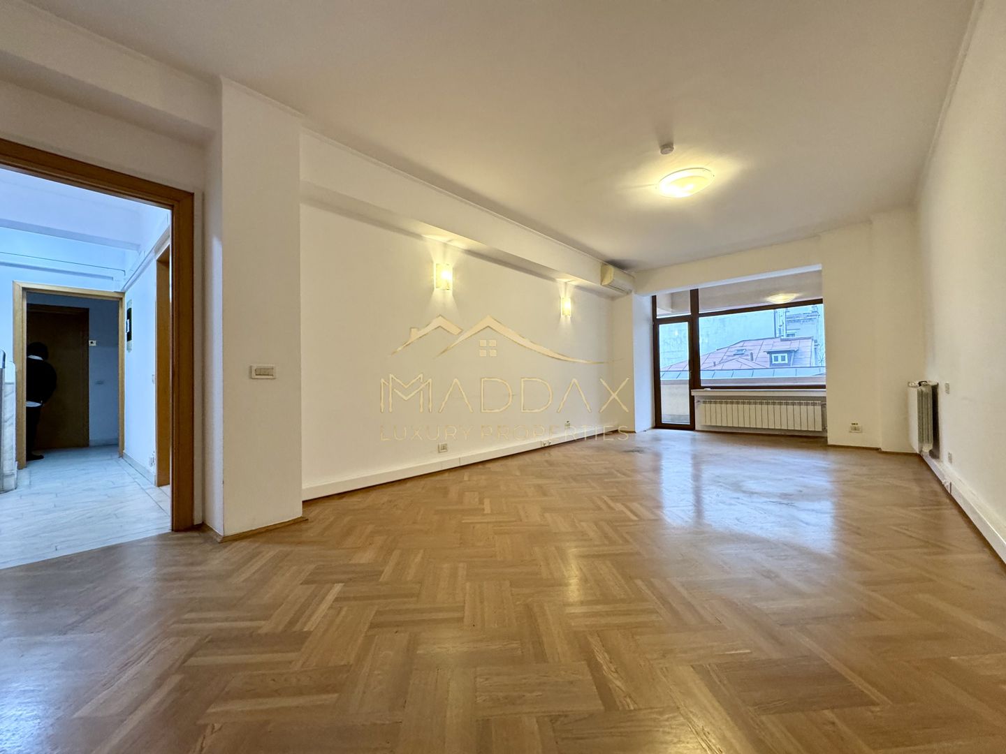 Vila centrala cu 13 camere *460mpu* + garaj // Dorobanți - Poză 12
