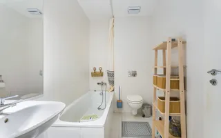 Vanzare - Apartament 3 camere- ULTRACENTRAL - Complex Delea Veche 24 - Poză 17