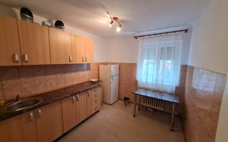 Apartament 3 camere, Parter, Semidecomandat, Zona Cetate - Poză 9