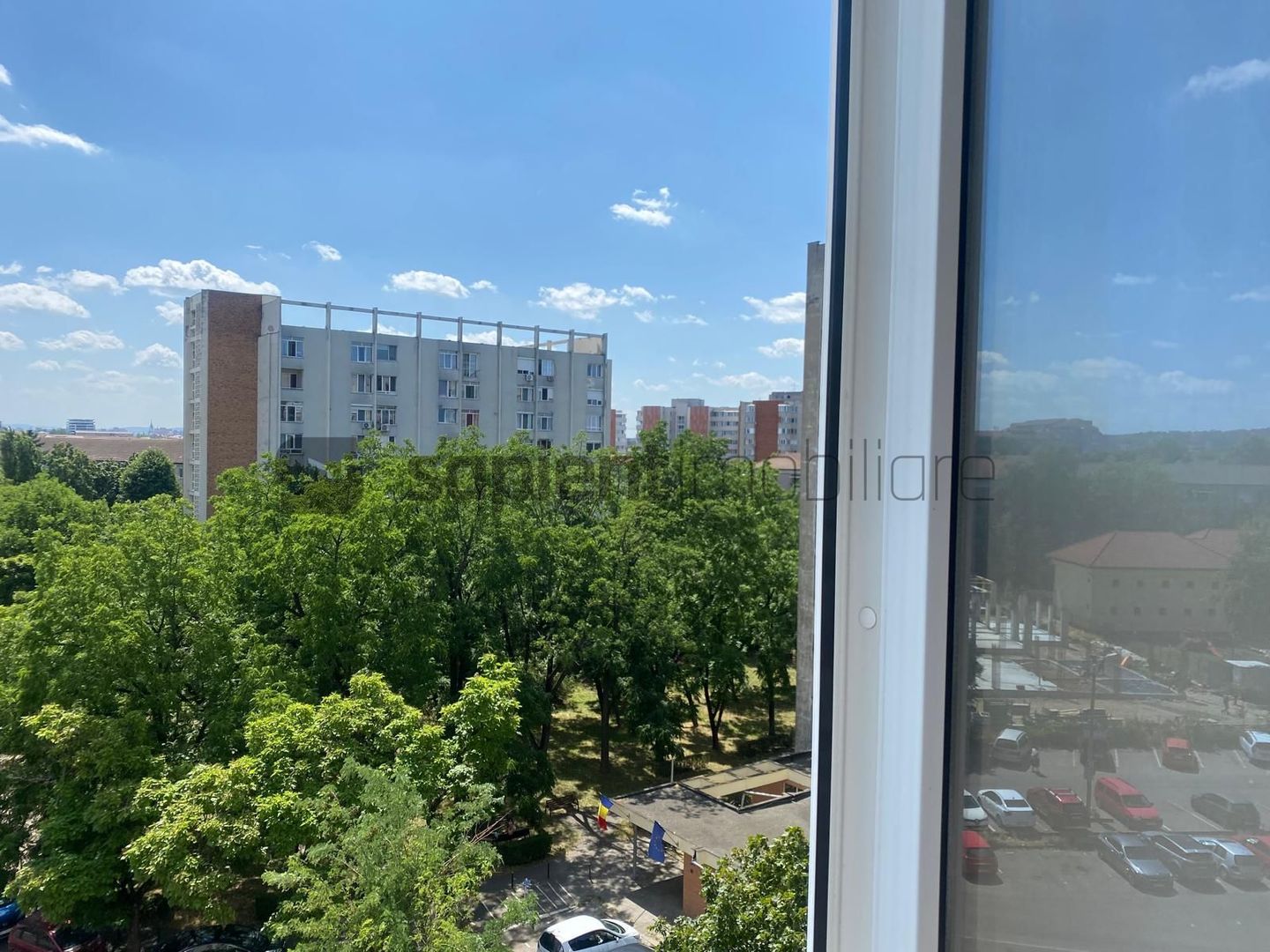 GARSONIERA IN ORADEA - Poză 11