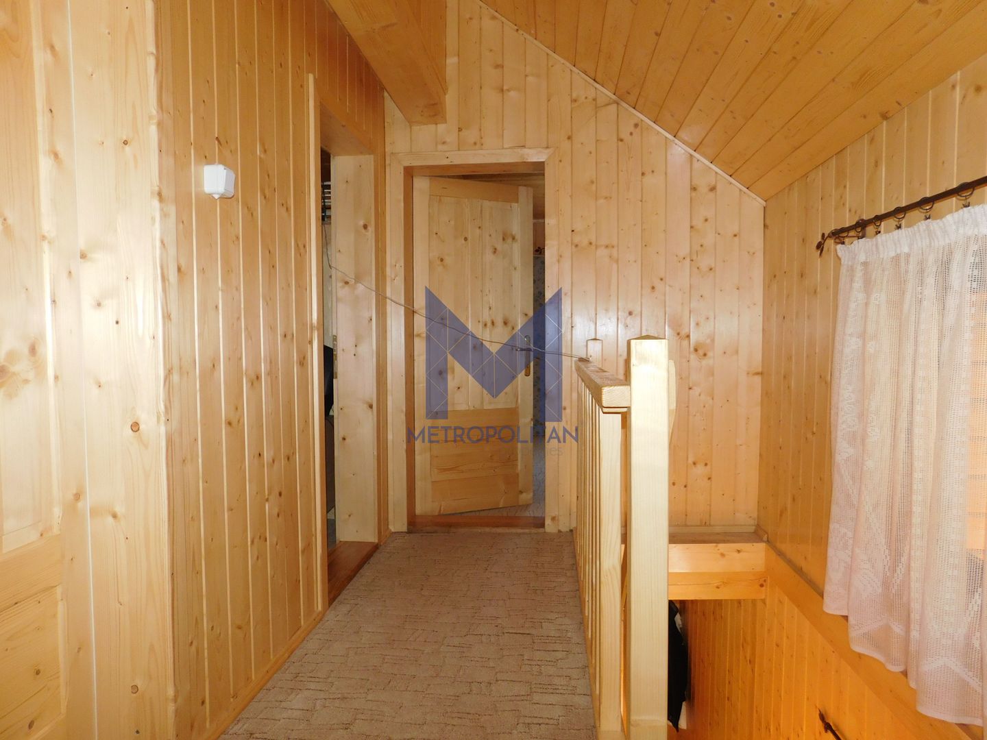 Casă de vacanta de vanzare, in Marisel, langa Cabana Motilor - Poză 35