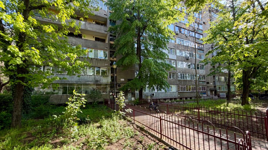 Apartament 2 camere, str. Campia Libertății, amenajat și mobilat - Poză 12