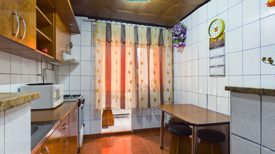 Apartament 2 camere decomandat - Confecții - Poză 7