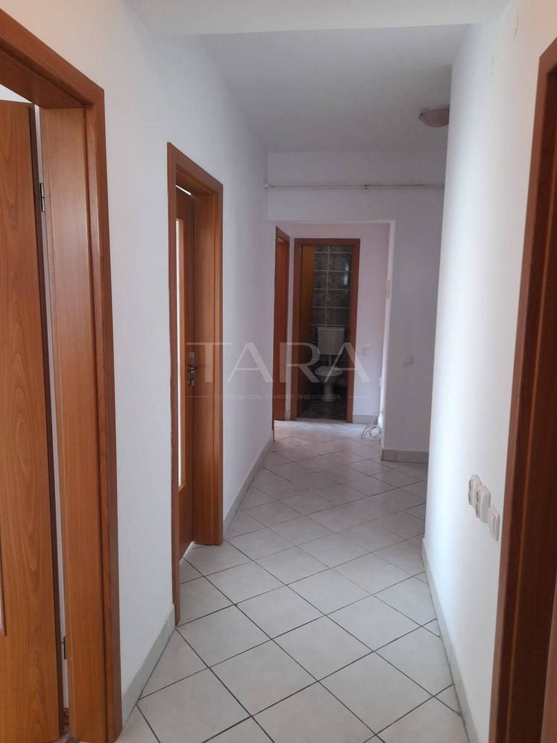 Apartament spațios cu 3 camere și garaj, Zorilor - Poză 4
