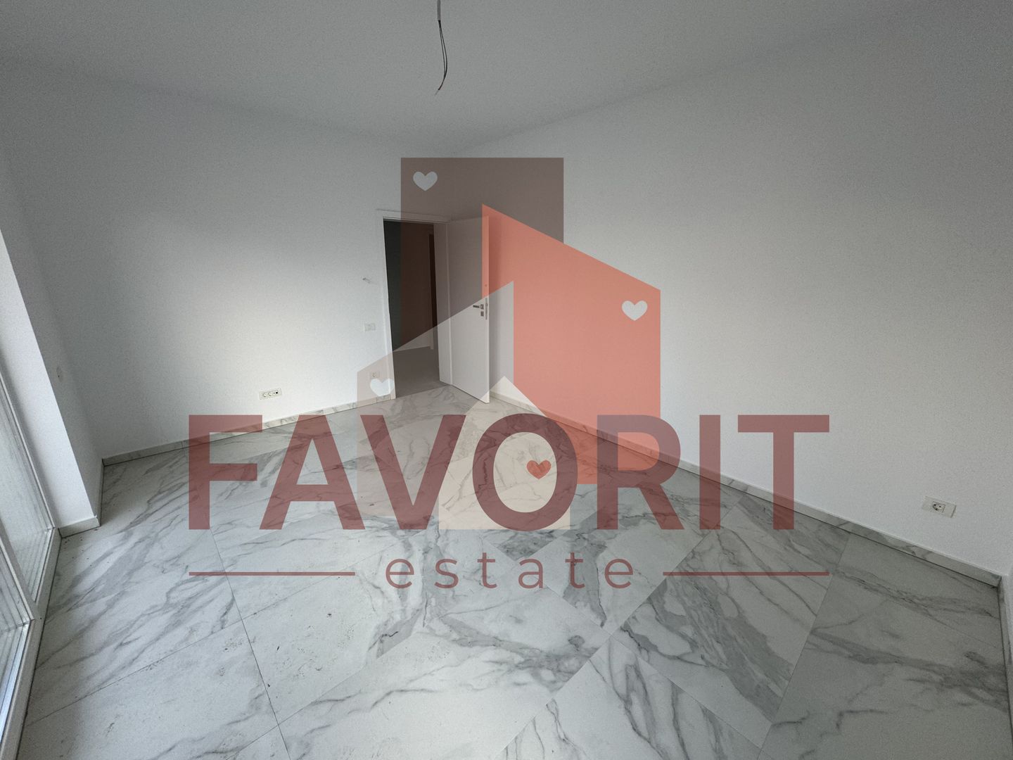 Decomandat. Gradina Proprie. 2 bai. Disponibil imediat. - Poză 2