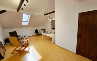 Spatiu de birouri la casa, 5 camere, 803 mp, Cetate - Poză 12